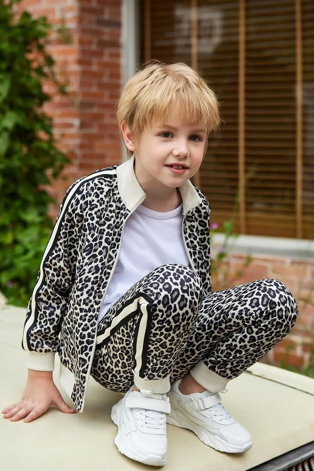 Arshiner Boy's Casual Active Tracksuits Full Zip Sports Jogging Suits Sets