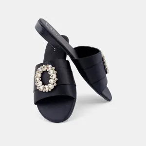 Dionne Slide in Black